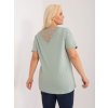 Pistáciové tričko s aplikáciou za krkom