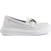 Biele dierované dámske mokasíny