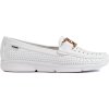 Biele dierované mokasíny so sponou