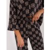 Čierny vzorovaný elegantný komplet