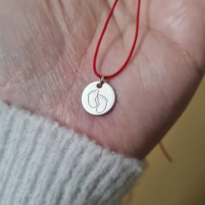 Medailon nožičky- poslední příležitost, stříbro