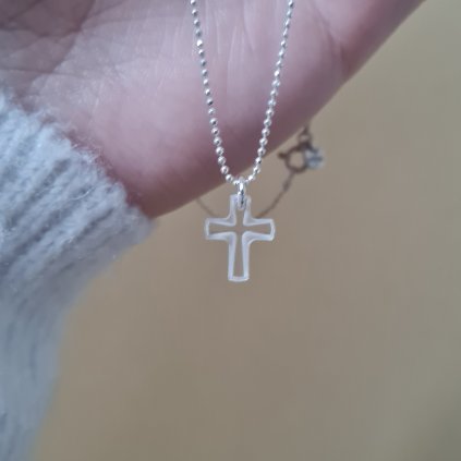 Swarovski křížek na řetízku- poslední příležitost, stříbro