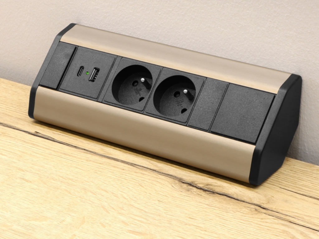 Levně IN-LIGHT Zásuvková lišta rohová CORNER USB - 2x 230V + USB nab. A+C - nerez/černá