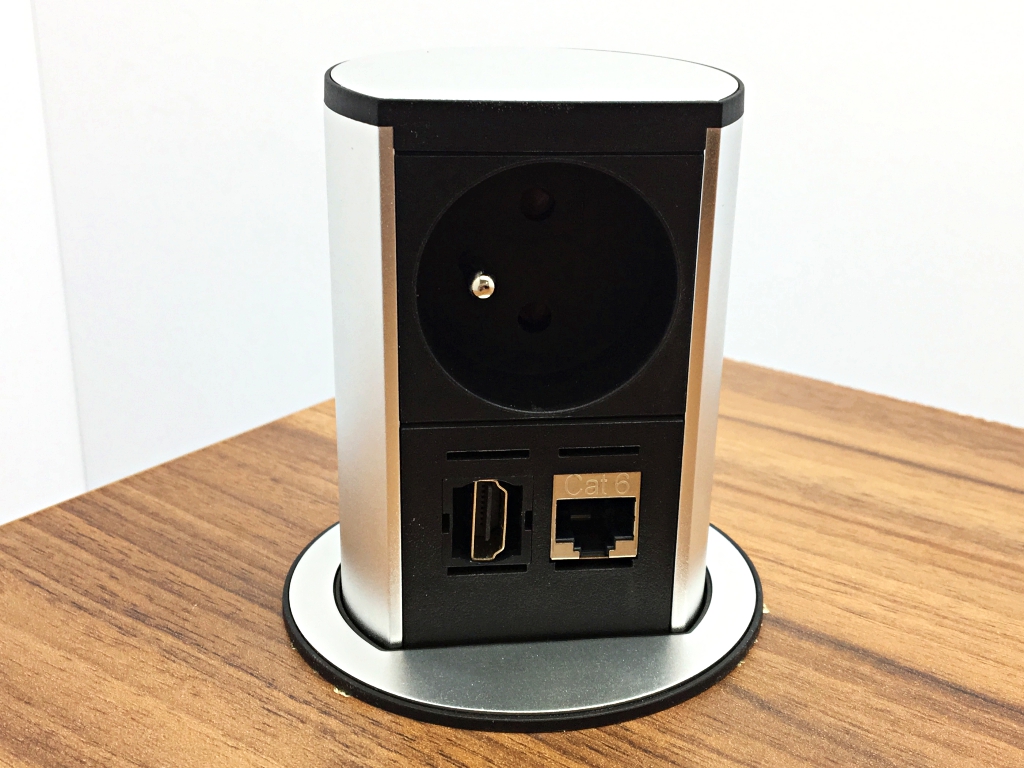 Levně Elektro zásuvka Bachmann Elevator OFFICE 1x RJ45 CAT6, 1x HDMI, 1x 230V - hliník 928.010 Délka napájecího kabelu: 1,5m