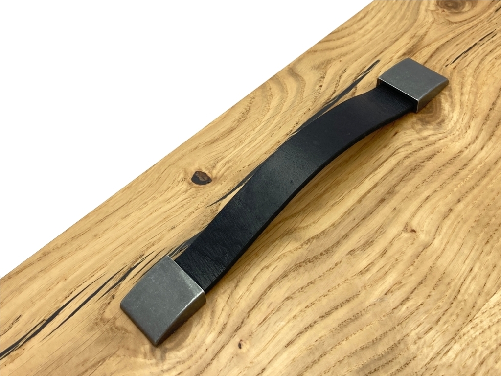 Levně In-Design Nábytková kožená úchytka LEATHER Starostříbro/černá kůže