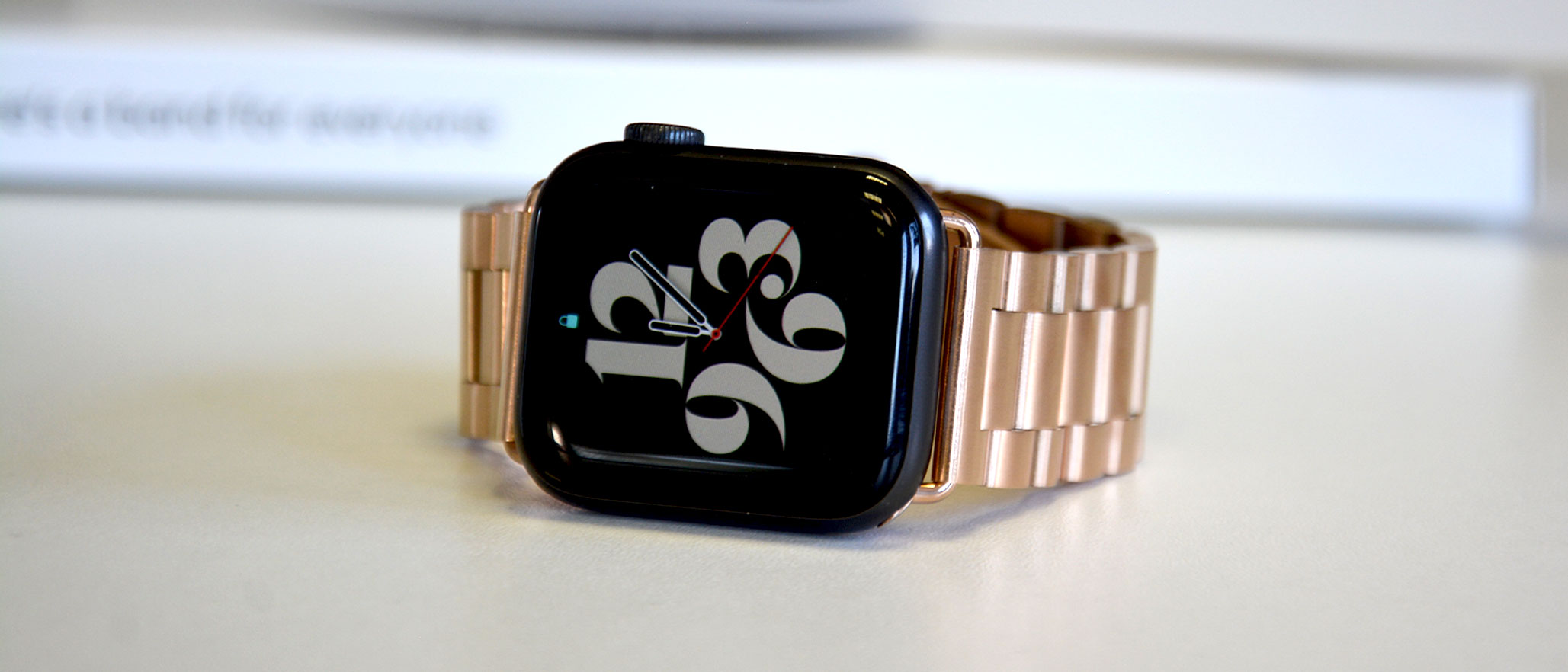 Loopi-Steel-Band-Apple-Watch-(2)