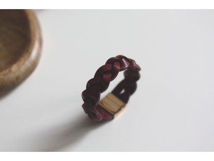 Kožený náramok prepletaný-bordová