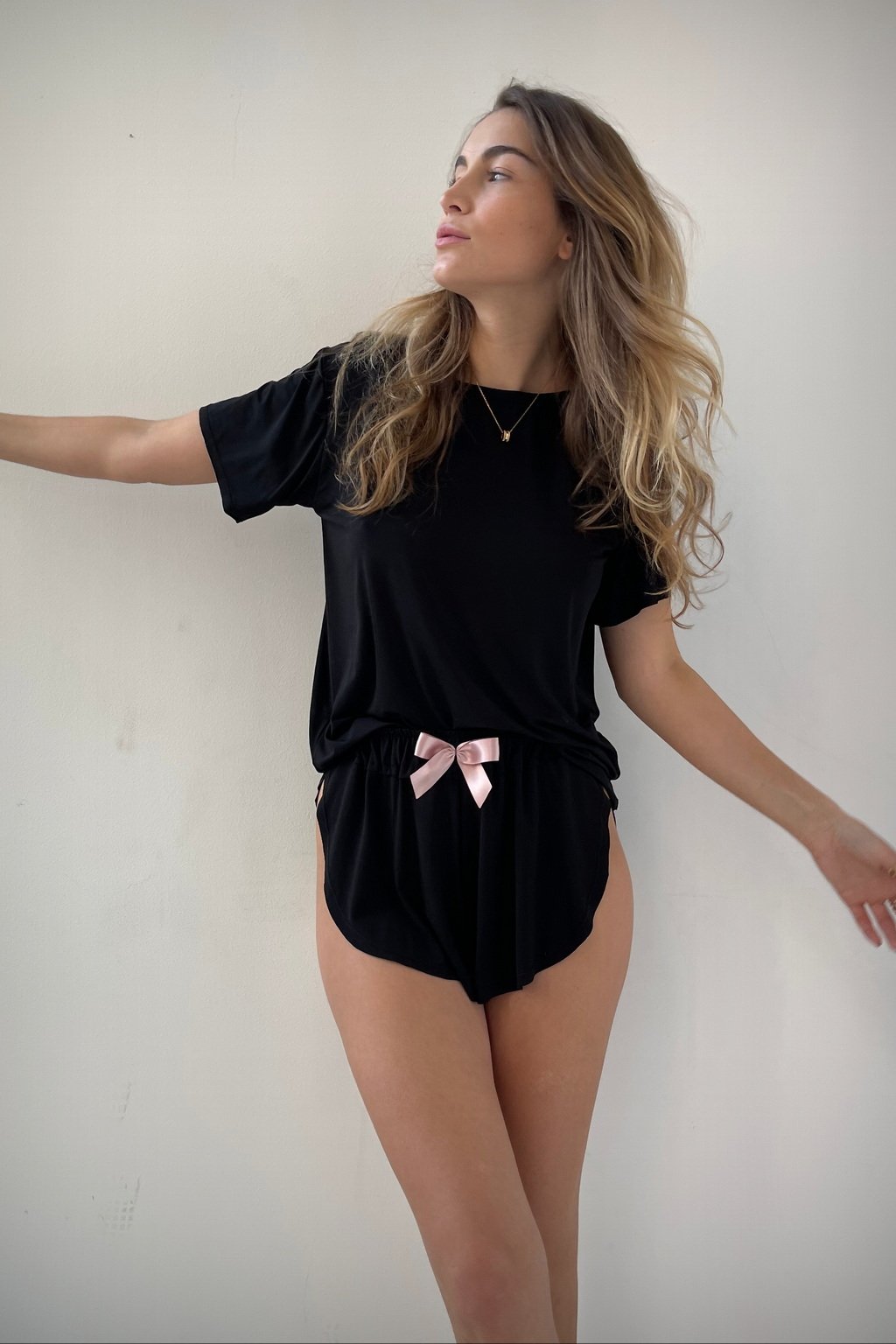 loose t shirt and shorts