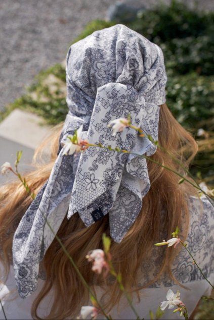 Floral Scarf  | CĀVA PREMIUM WEAR