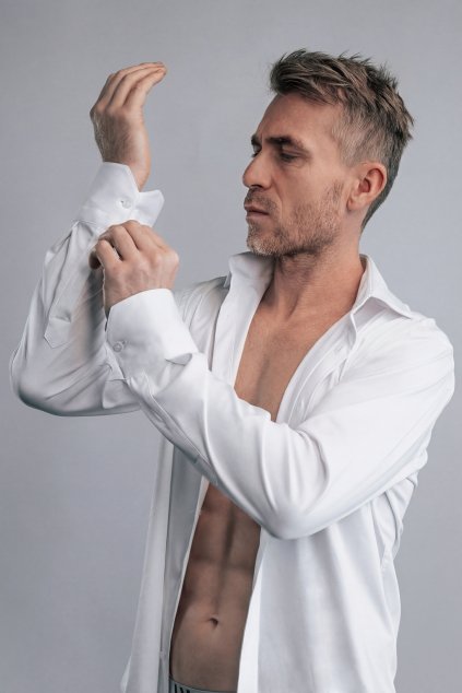 Business Shirt in Premium Stretch Cotton | CĀVA MAISON MEN