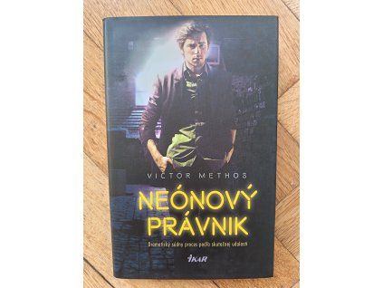 Neónový právnik, Victor Methos