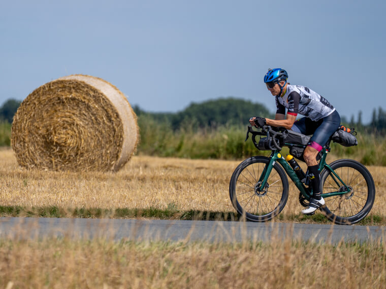 dan-polman-tour-de-france-ultra-podpora-od-los-krupos-02