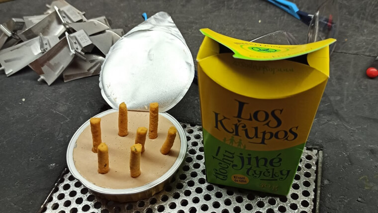 los-krupos-svacina-v-praci