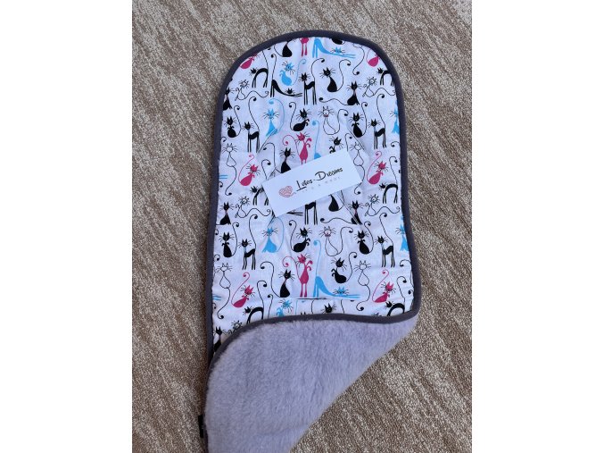 Merino podložka do kočárku - vzor kočička, barva šedá