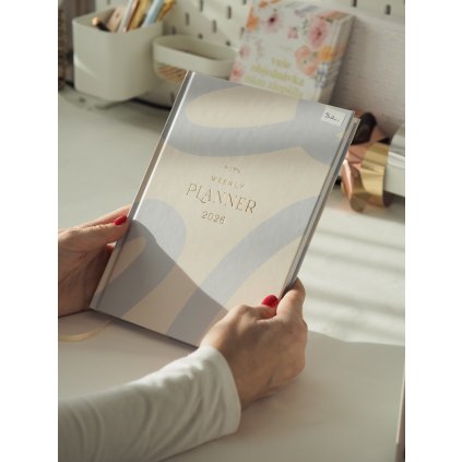 32. Anglický Knižní diář A5 Týdenní Calm Current