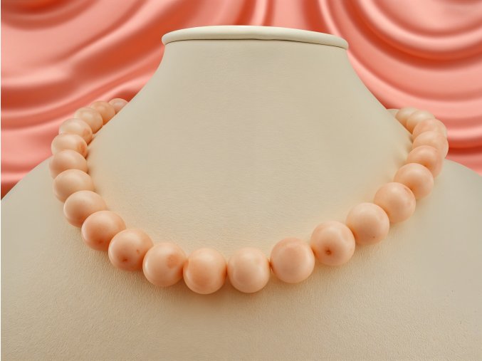Korálový ¨Andělská kůže¨ Náhrdelník  s Diamantovou Sponou