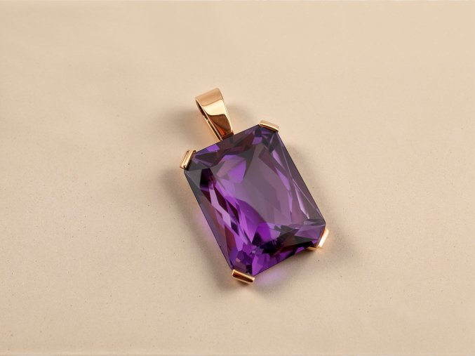 Art Deco Zlatý Přívěs s Ametystem