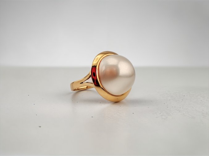 Zlatý Prsten s Mabé Perlou