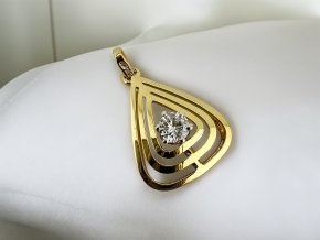 Zlatý Přívěsek ¨Trojúhelník¨ s Diamantem