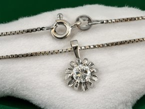 Zlatý Náhrdelník s Vynikajícím Diamantem