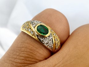 Vintage Zlatý Prsten s Zambijským Smaragdem a Diamanty