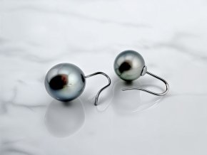 Zlaté Náušnice s Vynikajícími Tahitskými Perlami