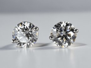 Zlaté Náušnice s Velkými Kvalitními Diamanty