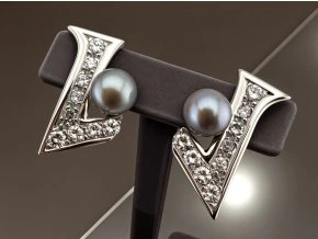 Zlaté Náušnice s Perlami a Diamanty