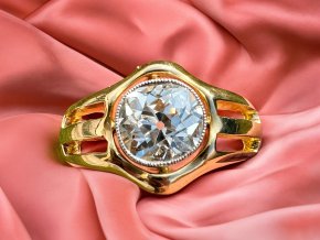 Art Deco Prsten se Solitérním Diamantem