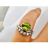 Zlatý Prsten s Peridotem a Diamanty