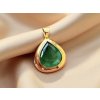 Zlatý Přívěs s Velkým Smaragdem