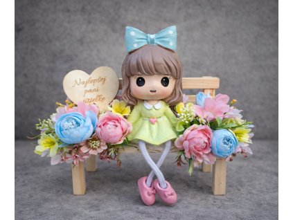 Lavička pre pani učiteľku cca 20x16cm