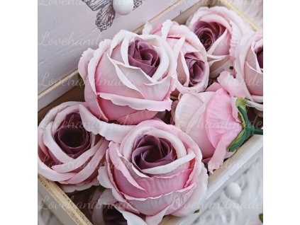 umela ruza ruzovokremova title