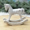 hojdaci konik biely patina 11cm 1