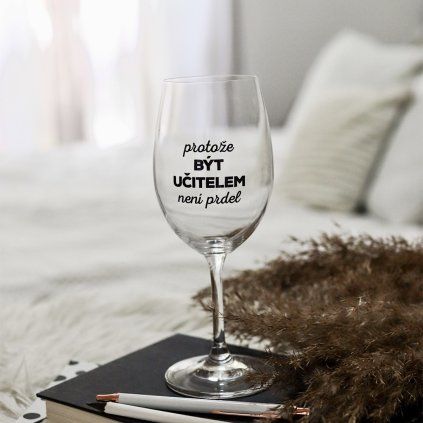 4 učitelem není prdel