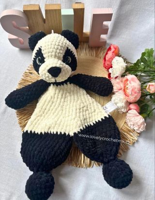 Usínáček panda je skladem 🐼 #crochet#handmade#crochetlovey#crochetpanda