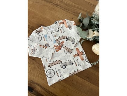 Autíčkové tričko