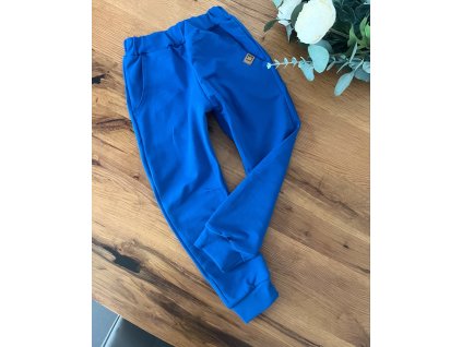 A3541EE7 8E81 4389 9090 A6400519B33B