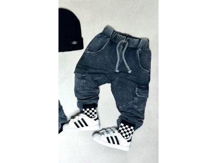 Kapsačové tepláky Desapcito acid black JEANS