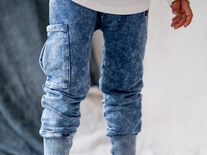 Bavlnené tepláky s vačkom na boku