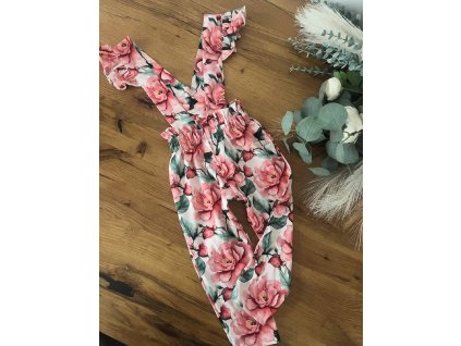 Kvetované trakovky s volánim