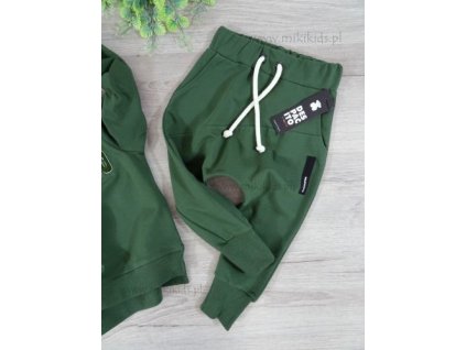 Bavlnené zelené tepláky despacito