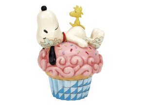 PEANUTS - Sprinkle Snooze (Snoopy Laying On Cupcake)