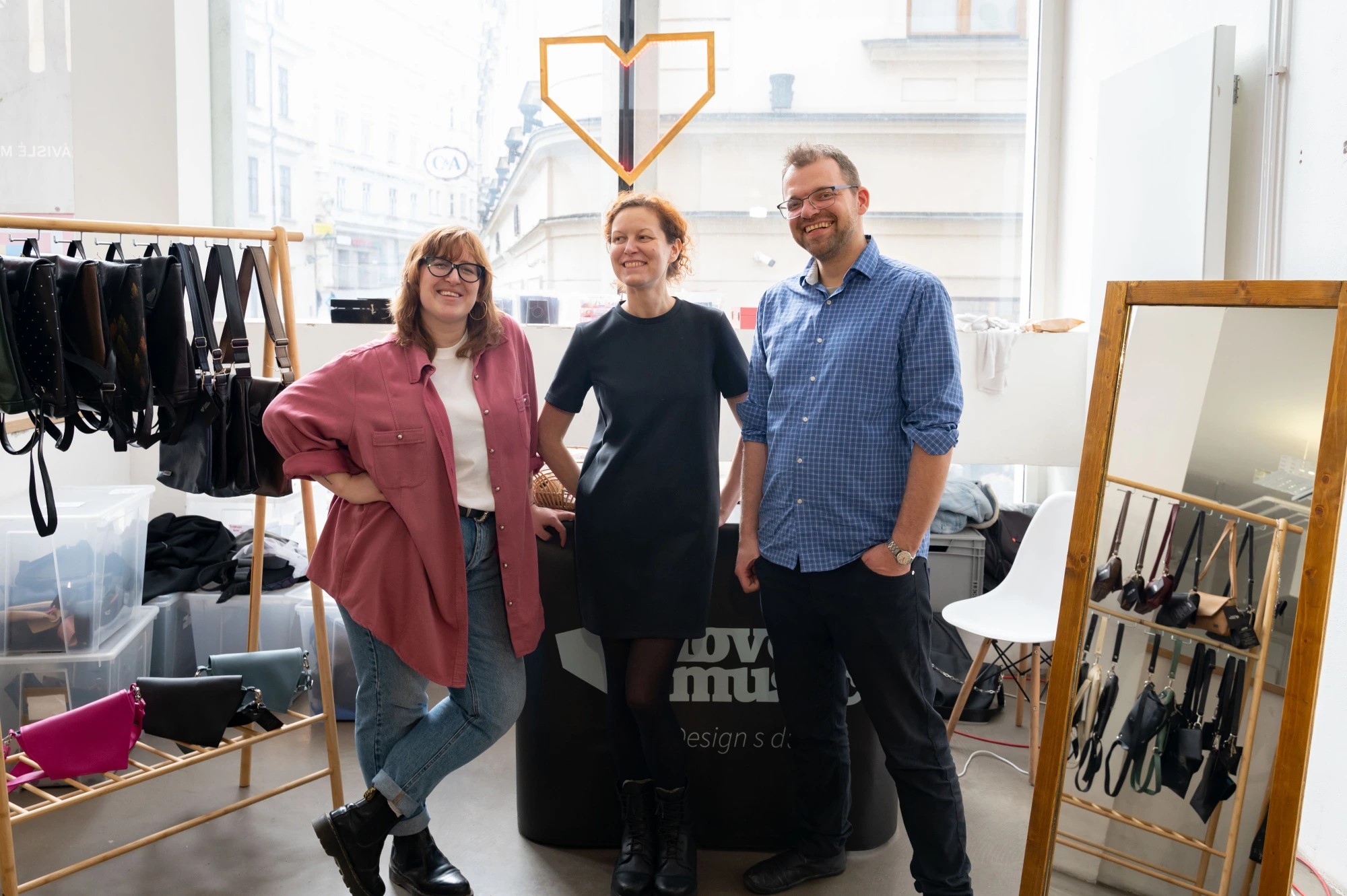 KUK_9322mint_brno_3_24_small