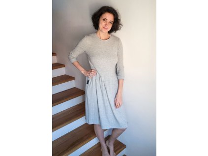 Šaty Měsíček žebrovaný úplet šedý melír