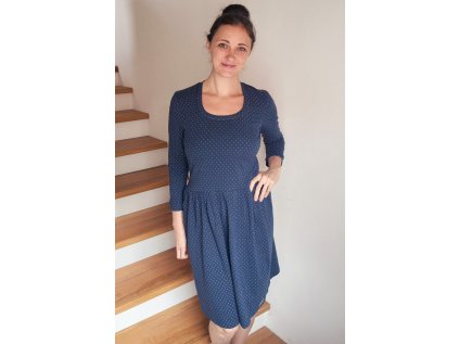 Šaty Měsíček úplet modrý s puntíkem