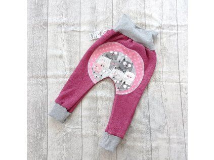 231 detske teplaky ruzove kocky