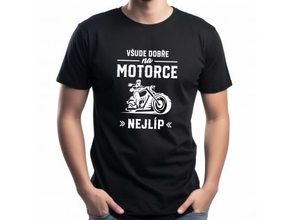 na motorce nejlíp černé