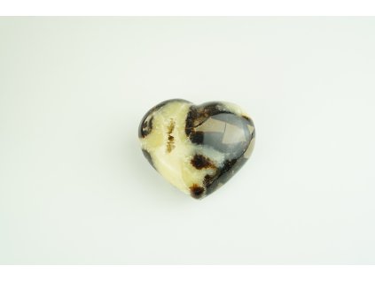 Septárie - srdce s krystalky