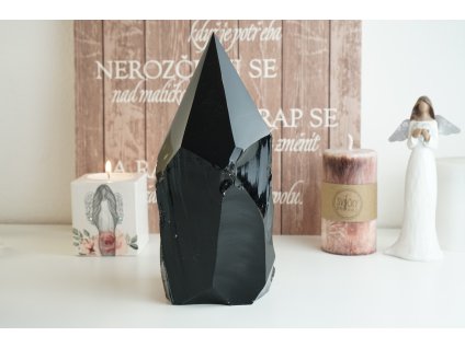 Obsidián - špice střední